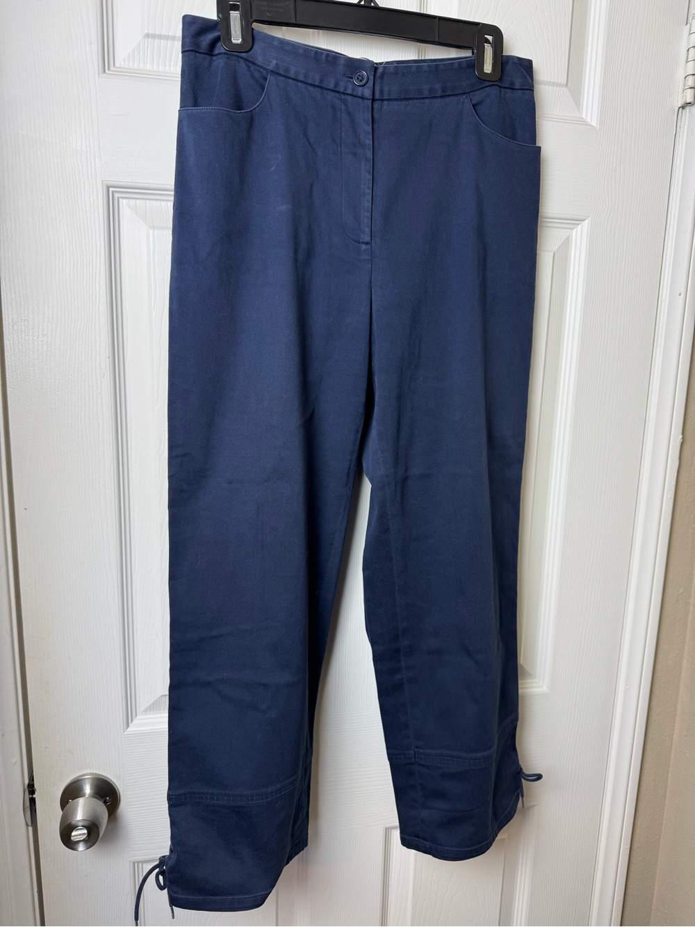 Vintage Saks 5th Avenue Real Clothes Navy Crop Pants with ankle ties - Size 10